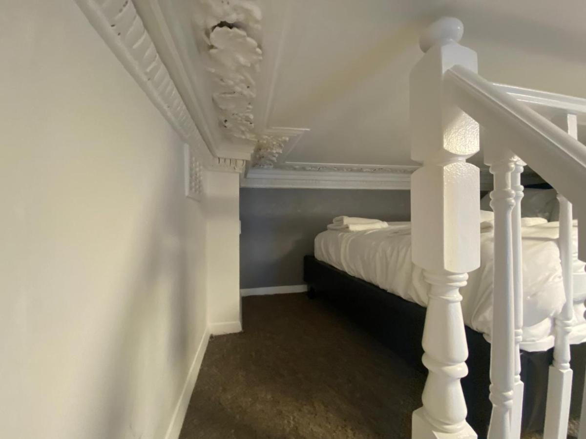 F5- Mezzanine Studio Fits 3 Near Paddington 伦敦 外观 照片